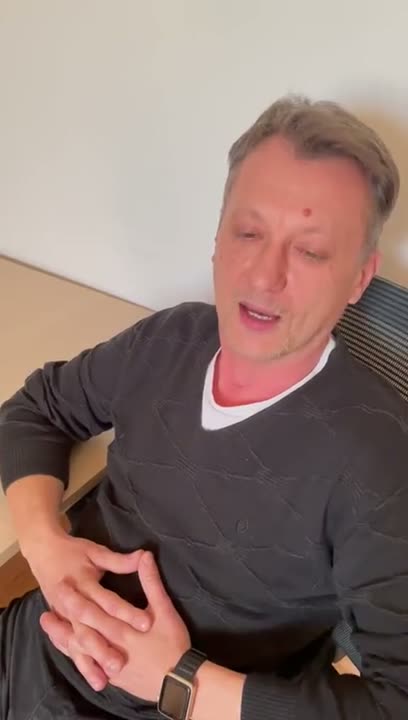 Recenzie video de la Client verificat