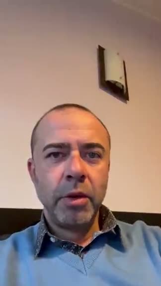 Recenzie video de la Client verificat